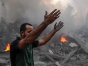 شهيدان ومصابون جراء قصف الاحتلال منزلا في دير البلح وسط القطاع