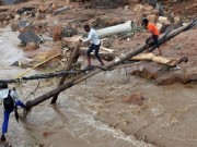 14 قتيلاً بفيضان نهر جنوب أفريقيا