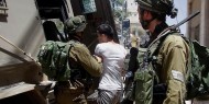 الاحتلال يعتقل شابا من مخيم شعفاط شمال شرق القدس المحتلة
